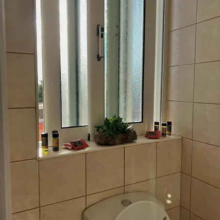 Stratos * خانيا