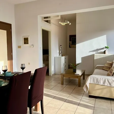 Apartment Stratos